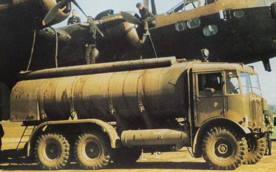 AEC 854 Tanker '1942